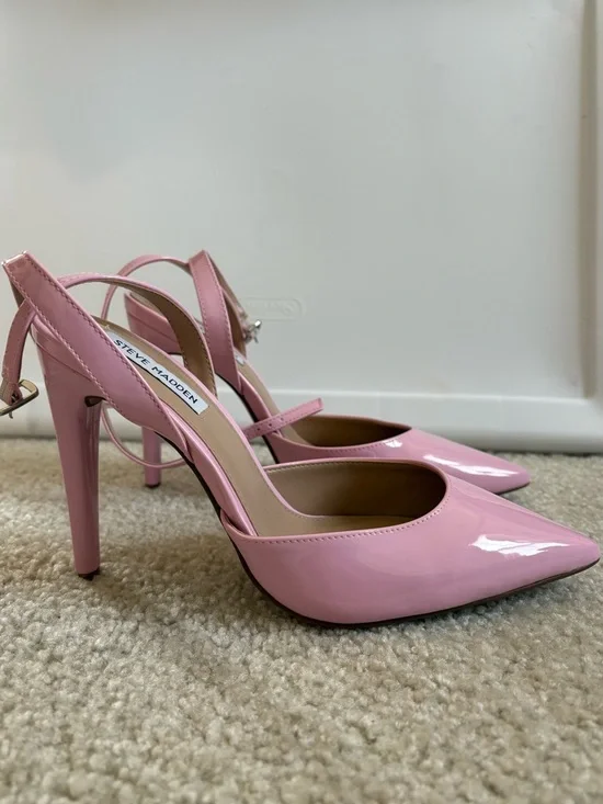 Steve Madden Pink Patent Pointed Toe Slingback Pumps - Picture 2 of 5